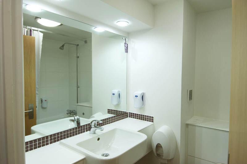 Premier Inn Manchester Bury Exteriér fotografie