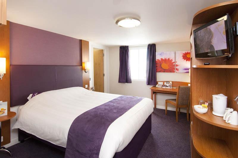 Premier Inn Manchester Bury Exteriér fotografie