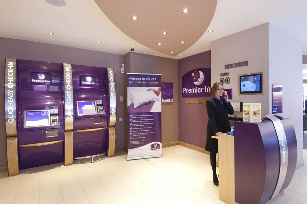 Premier Inn Manchester Bury Exteriér fotografie